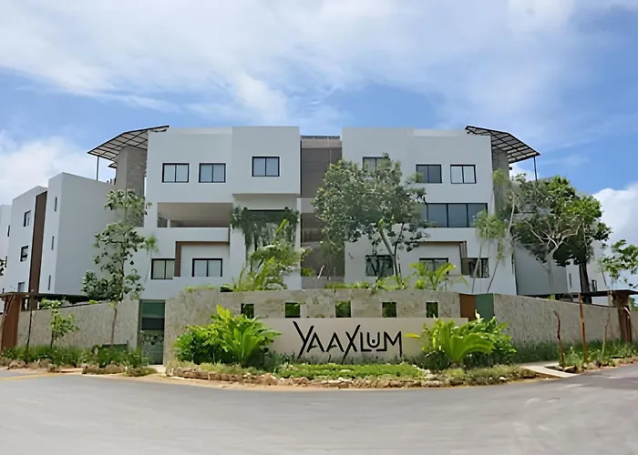 Oasis Yaaxlum Tulum