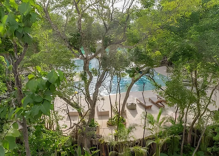 Oasis Yaaxlum Tulum